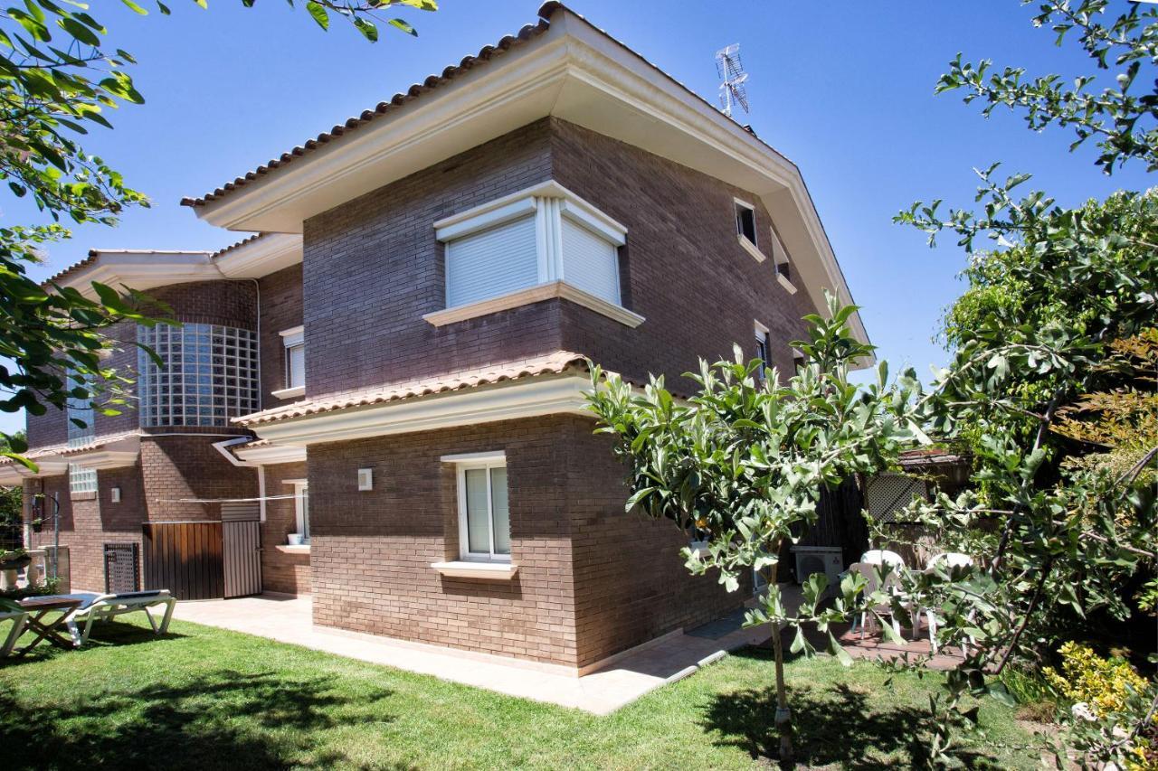 סאלו Alojamiento Villa Moles מראה חיצוני תמונה